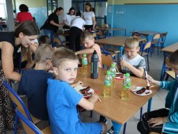 4444882429216558364290322444934794082465904n